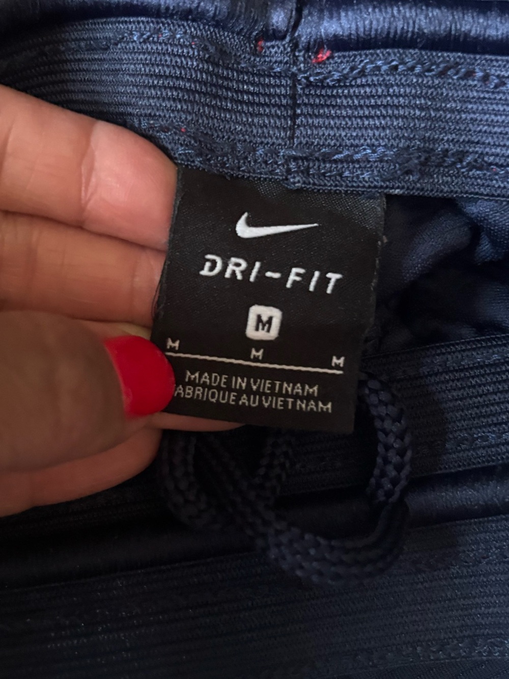 Nike Men’s Navy, Red & White Athletic Shorts - Picture 5 of 6
